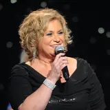 Sandi Patty Net Worth