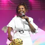 Iyanla Vanzant Net Worth