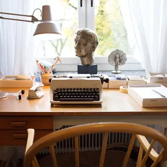 New York Author Who Amassed $38.5 Million Fortune Plunges To Her Death