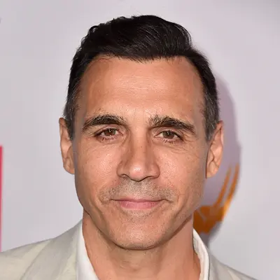 Adrian Paul