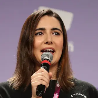 Safiya Nygaard Net Worth