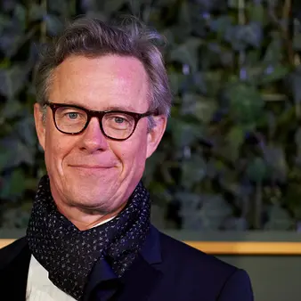 Alex Jennings Net Worth