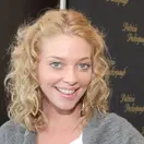 Amanda Detmer