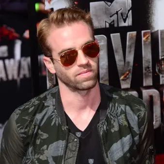 Scott Pfaff Net Worth