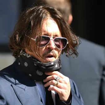 Amber Heard Exploded When Depp Lost $750 Million And Allegedly Threw A Punch At Him