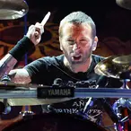 Shannon Larkin Net Worth