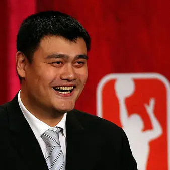 Yao Ming Acquires Major Stake In Glory Kickboxing