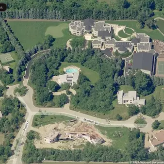 Drone Gives Amazing New Footage Of Michael Jordan's $14 Million Chicago Mansion