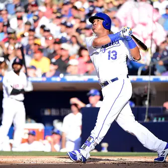 Salvador Perez Just Signed The Largest Deal In Kansas City Royals History
