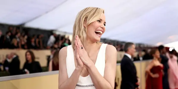 Leslie Bibb