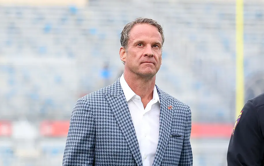 LSU Will Pay Lane Kiffin $250,000 After Ole Miss Won Its Playoff Game…And Could Be On The Hook For $1 Million
