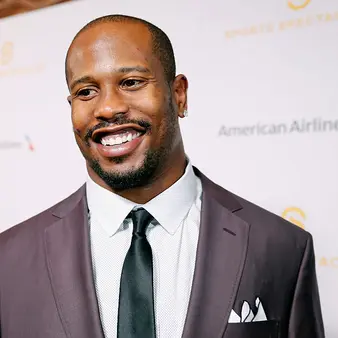 Von Miller Just Turned Down The Biggest NFL Defensive Contract In History