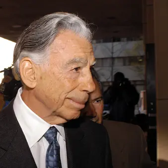 Date A Billionaire 50 Years Older Than You For One Year, Get Paid $7.3 Million