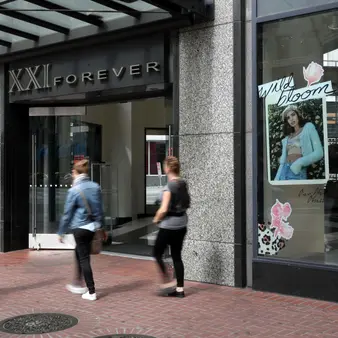 Jin Sook And Do Won Chang Are No Longer Billionaires: The Rise And Fall Of Forever 21