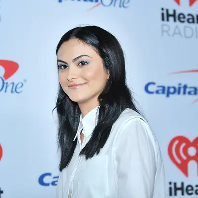 Camila Mendes