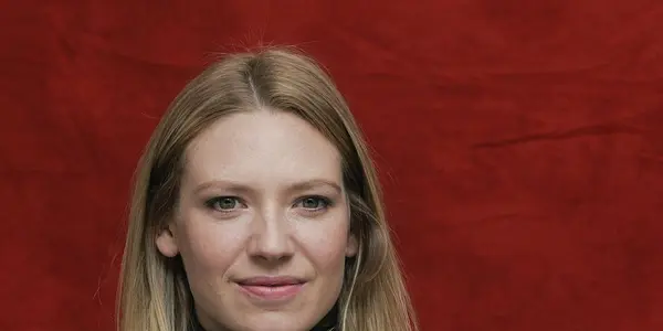 Anna Torv