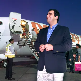 14 Billionaires From 7 Countries Join The Giving Pledge