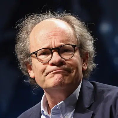 Ethan Phillips