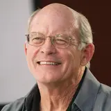 Max Gail Net Worth