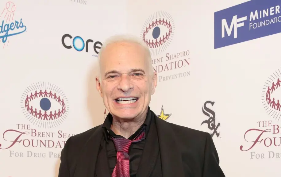 David Lee Roth Says He Feels "Rich" For The First In His Career Time After Massive Music Catalog Sale