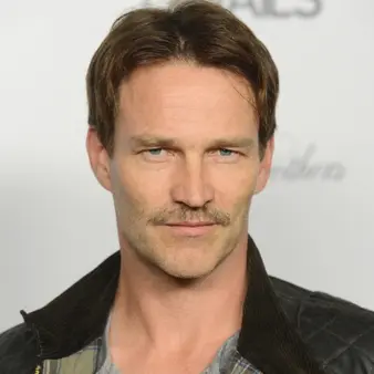 Stephen Moyer Net Worth