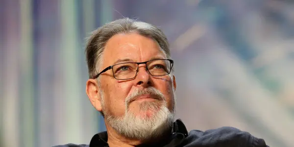Jonathan Frakes