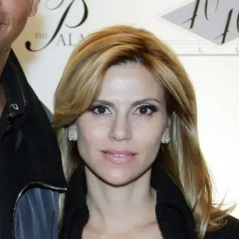 Cynthia Scurtis Net Worth