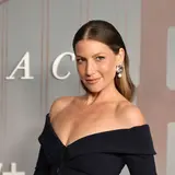 Ari Graynor Net Worth