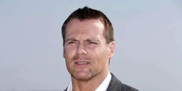 Michael Shanks