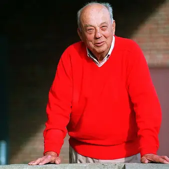 How Harold Alfond Turned A $1,000 Abandoned Shoe Factory Into 1.6% Of Warren Buffett's Berkshire Hathaway