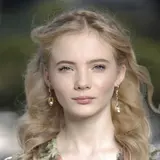 Freya Allan Net Worth