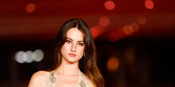 Grace Van Patten