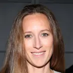 Shauna Robertson Net Worth