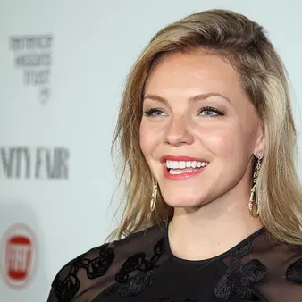 Eloise Mumford Net Worth