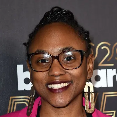 Ebonie Smith
