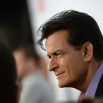 Charlie Sheen Reportedly Owes $15+ Million To Ex Brooke Mueller… Hasn't Paid Child Support In Over A Decade, According To Court Filing