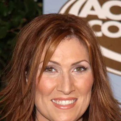 Jo Dee Messina