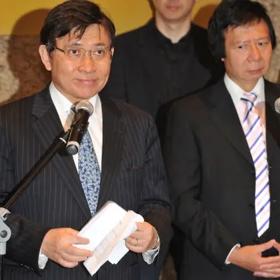 Thomas & Raymond Kwok