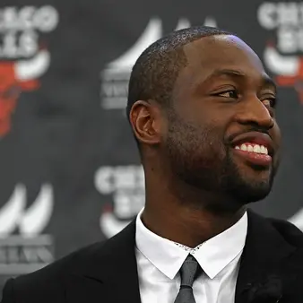 Dwyane Wade Made 20 Percent Of His Career Earnings In One Season With The Chicago Bulls
