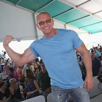 Robert Irvine Net Worth