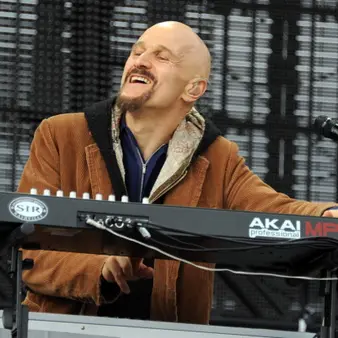 Tim Booth Net Worth