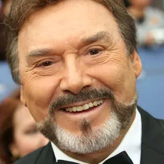 Joseph Mascolo Net Worth
