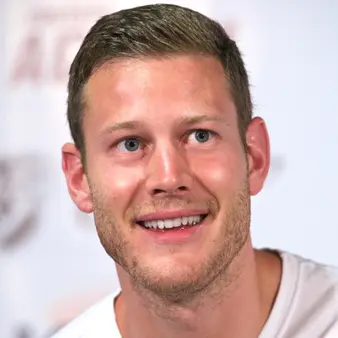 Tom Hopper Net Worth