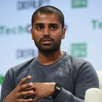 Naveen Selvadurai Net Worth
