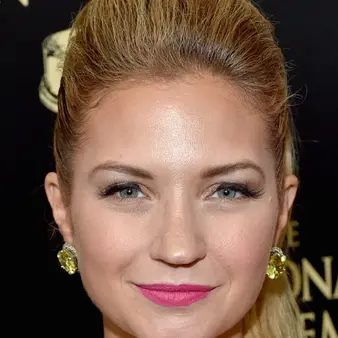 Vanessa Ray Net Worth