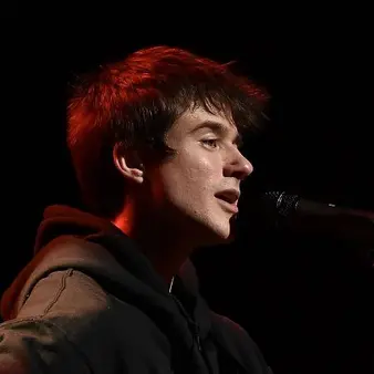 Alec Benjamin Net Worth