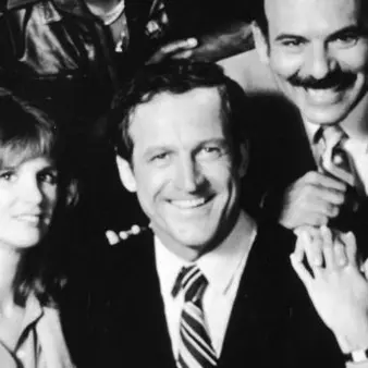 Daniel J. Travanti Net Worth