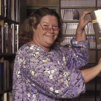 Colleen McCullough Net Worth