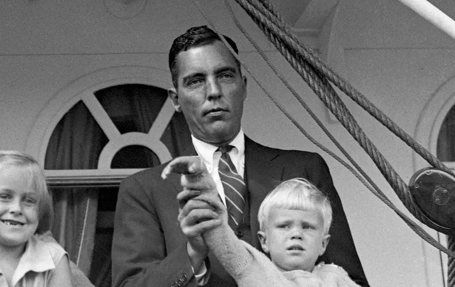 When The Titanic Sank, 20-Year-Old Vincent Astor Instantly Became One Of The Richest Men In The World