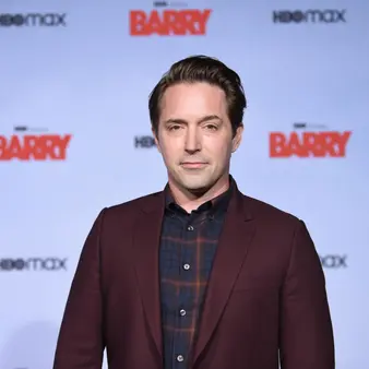 Beck Bennett Net Worth